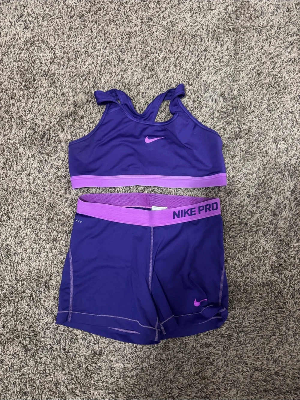Nike Purple Women’s Two-Piece sports bra and Nike pros Active Set